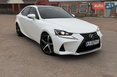 Седан Lexus IS 2016 в Києві