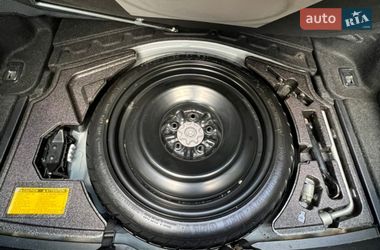 Седан Lexus IS 2014 в Днепре