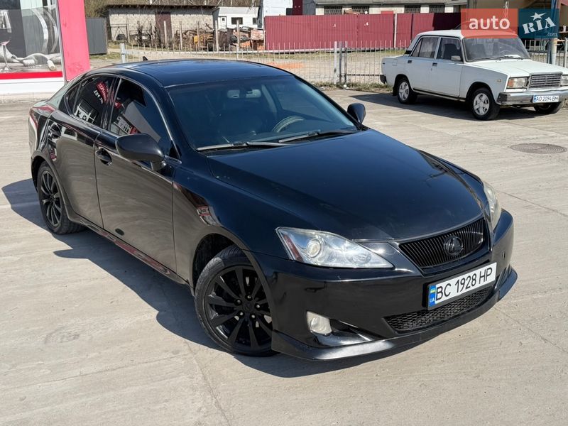 Седан Lexus IS 2008 в Солотвине