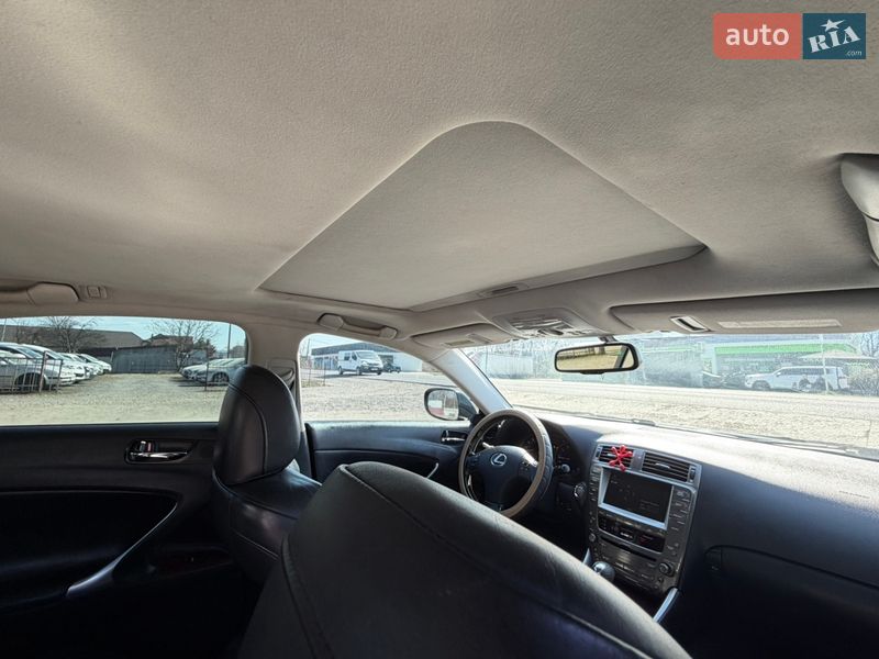 Седан Lexus IS 2008 в Солотвине