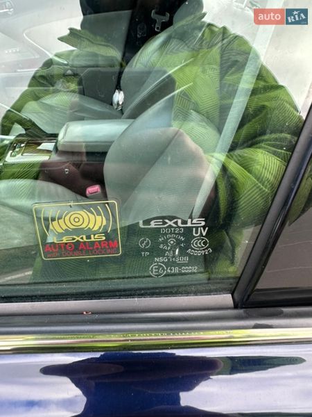Седан Lexus IS 2007 в Ивано-Франковске