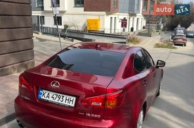 Седан Lexus IS 2007 в Львові