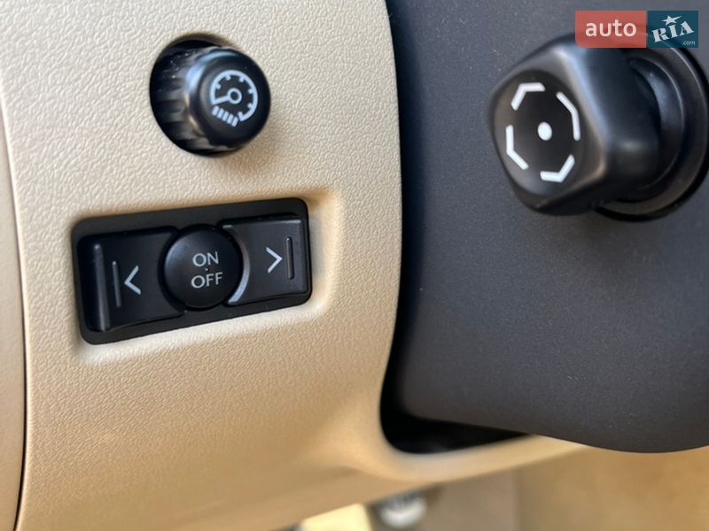 Седан Lexus IS 2007 в Львові