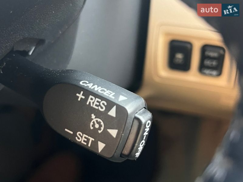 Седан Lexus IS 2007 в Львові