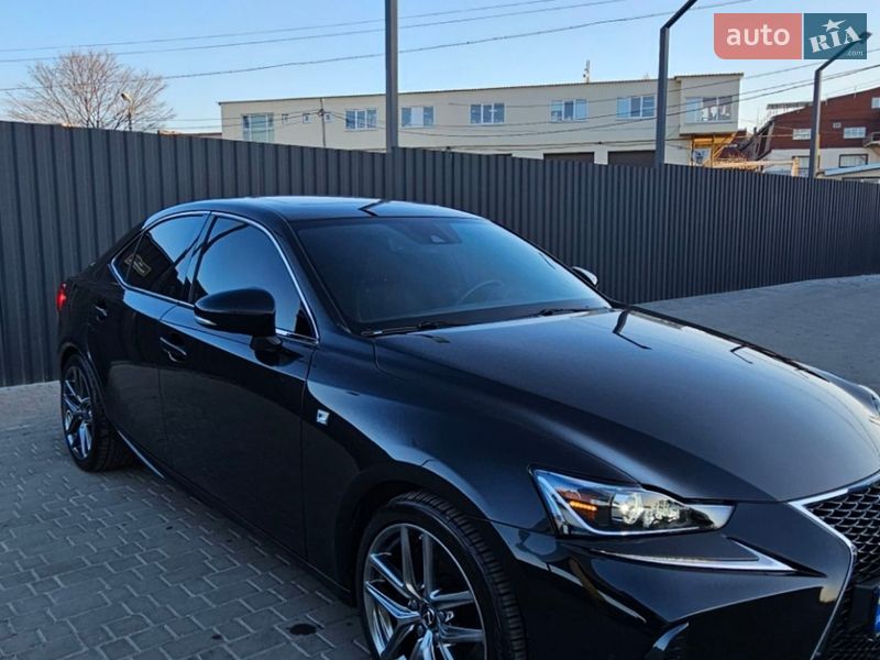 Седан Lexus IS 2020 в Киеве фото 12 Седан Lexus IS 2020 в Киеве