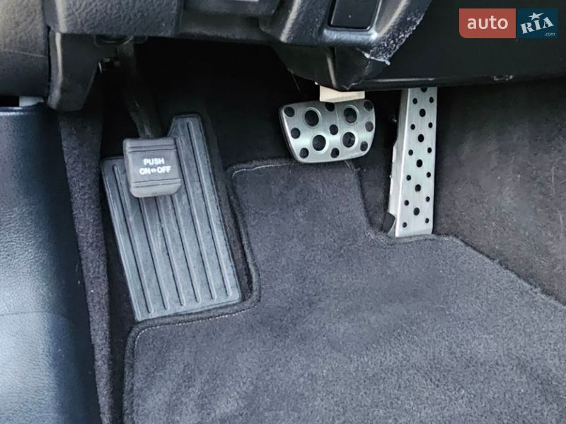 Седан Lexus IS 2020 в Киеве фото 24 Седан Lexus IS 2020 в Киеве