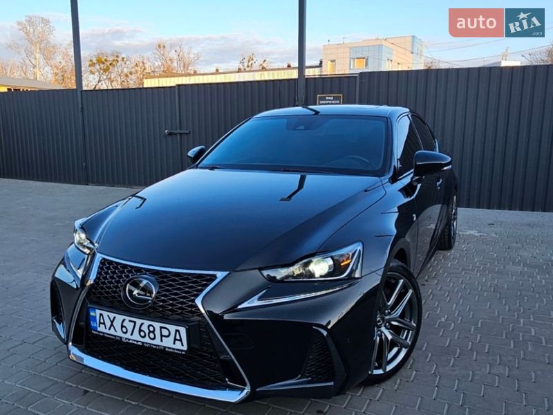 Седан Lexus IS 2020 в Киеве фото 7 Седан Lexus IS 2020 в Киеве
