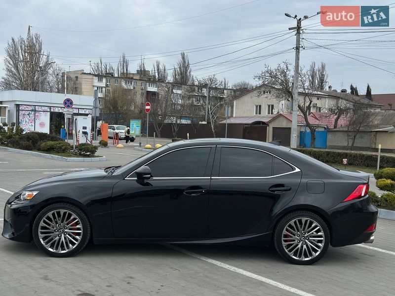 Седан Lexus IS 2015 в Одессе