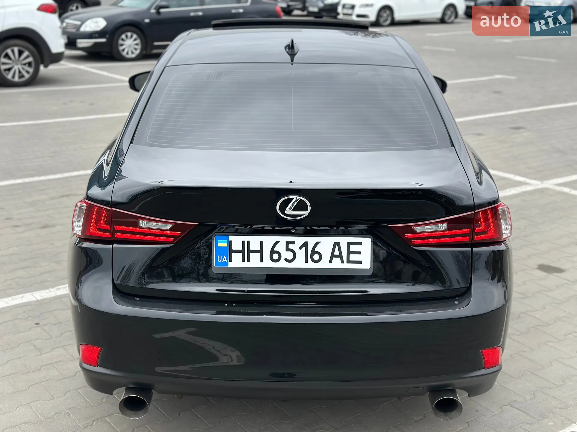 2015 Lexus IS - мініатюра 13