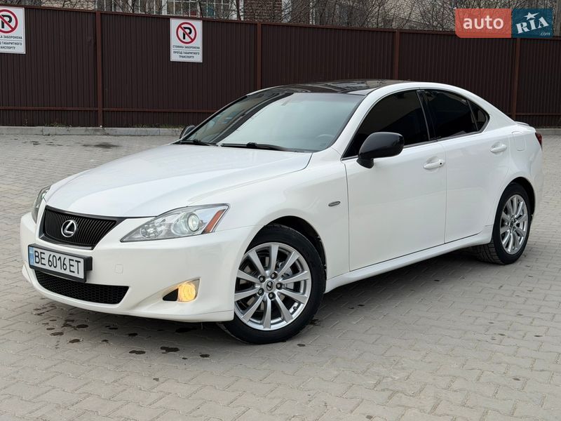 Lexus IS 2008