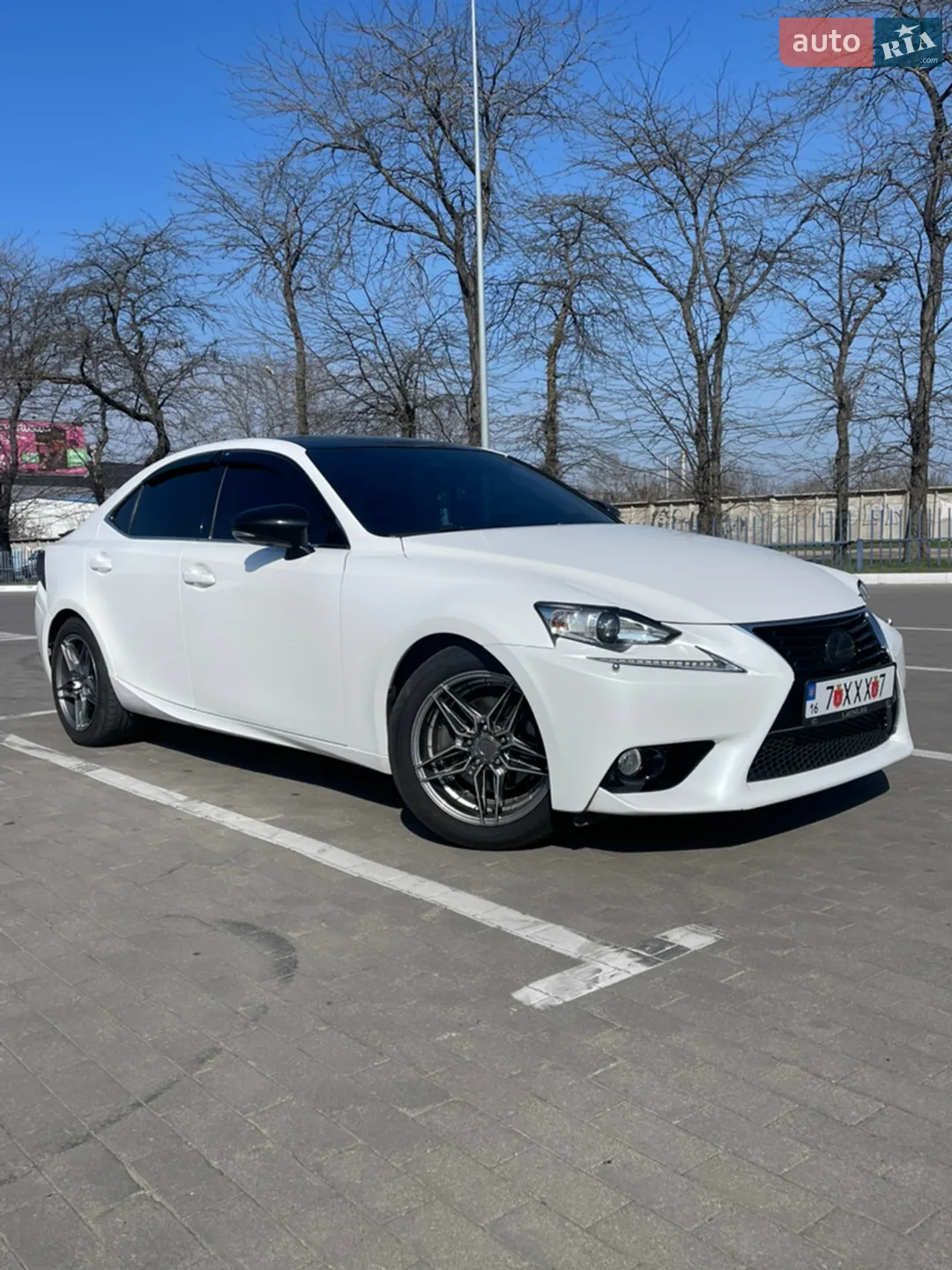 2013 Lexus IS - мініатюра 2