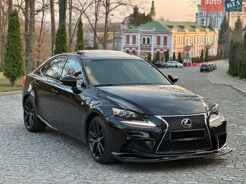 Lexus IS 2014