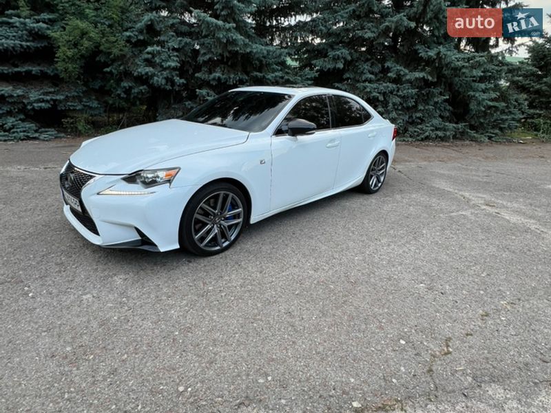 Седан Lexus IS 2017 в Чернігові фото 4 Седан Lexus IS 2017 в Чернігові