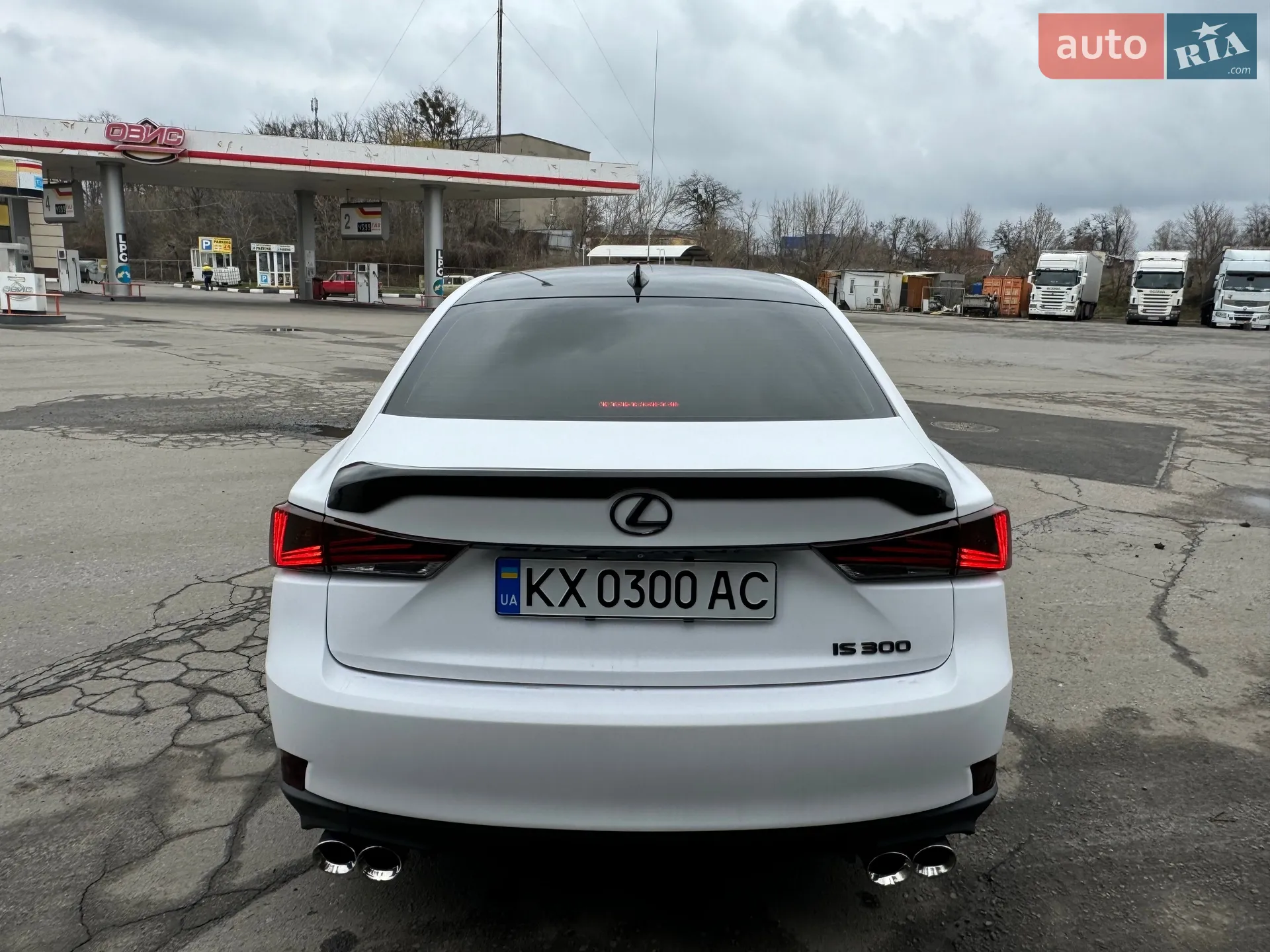 Lexus IS 2017 VIN JTHBA1D25J5063332 фото оголошення 25 з 36