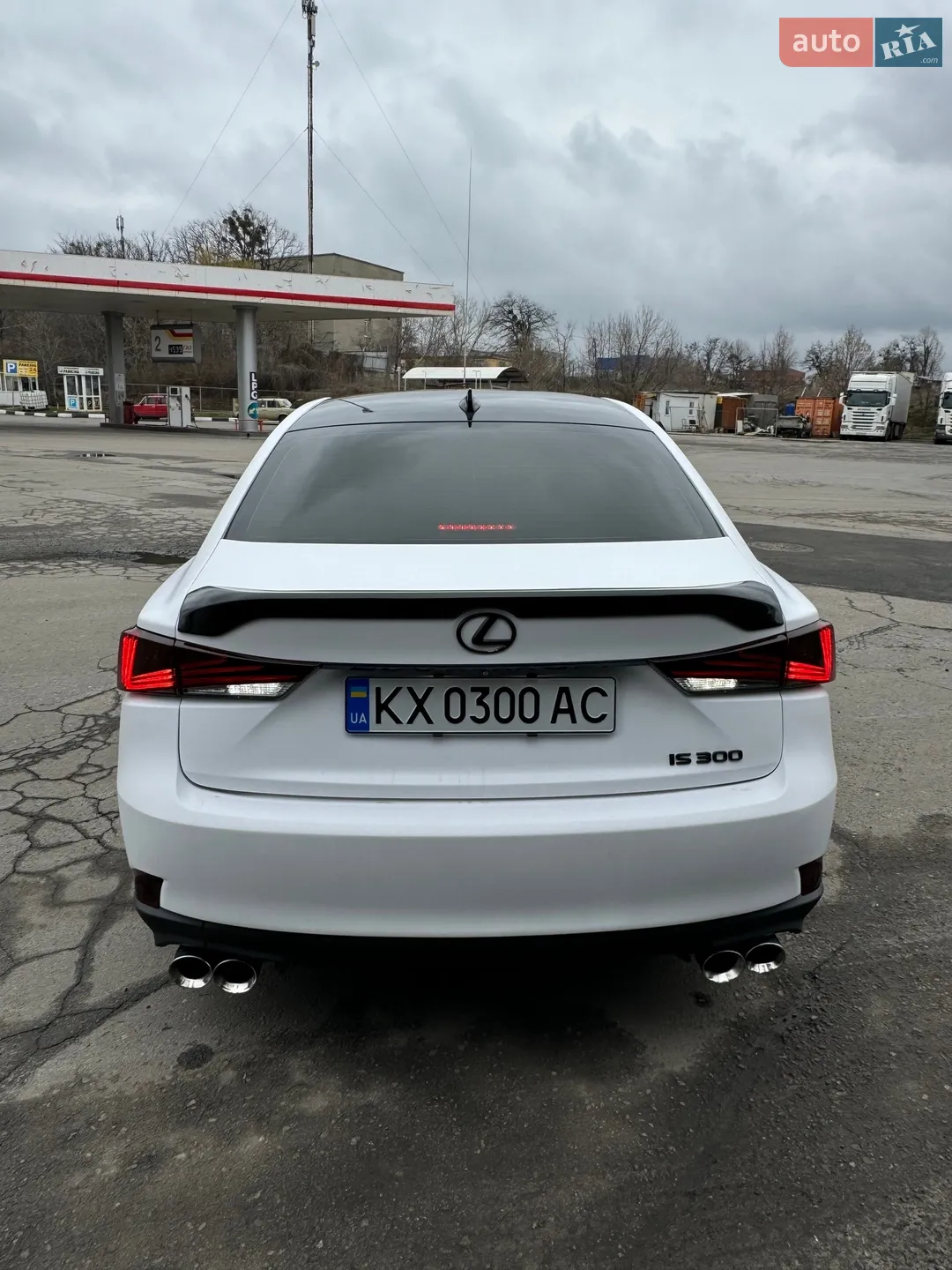 Lexus IS 2017 VIN JTHBA1D25J5063332 фото оголошення 26 з 36