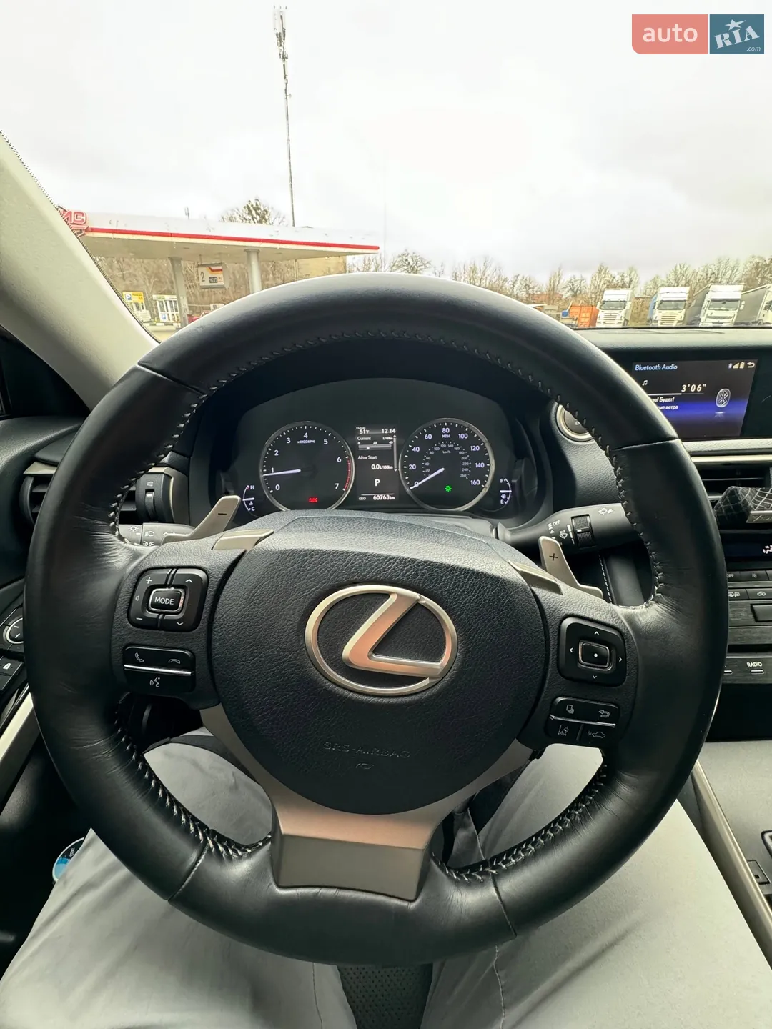 Lexus IS 2017 VIN JTHBA1D25J5063332 фото оголошення 27 з 36
