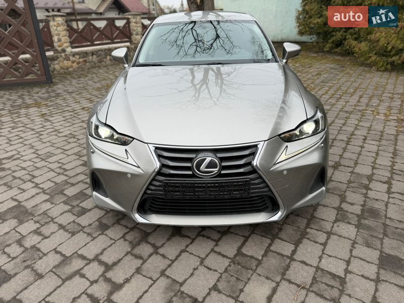 Седан Lexus IS 2017 в Калуше фото 23 Седан Lexus IS 2017 в Калуше