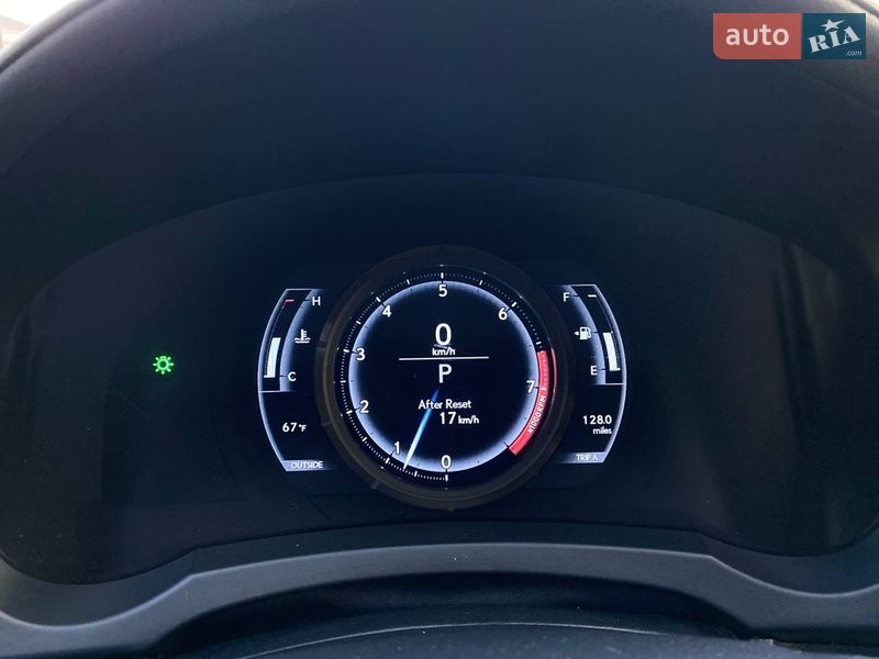 Седан Lexus IS 2013 в Киеве фото 29 Седан Lexus IS 2013 в Киеве