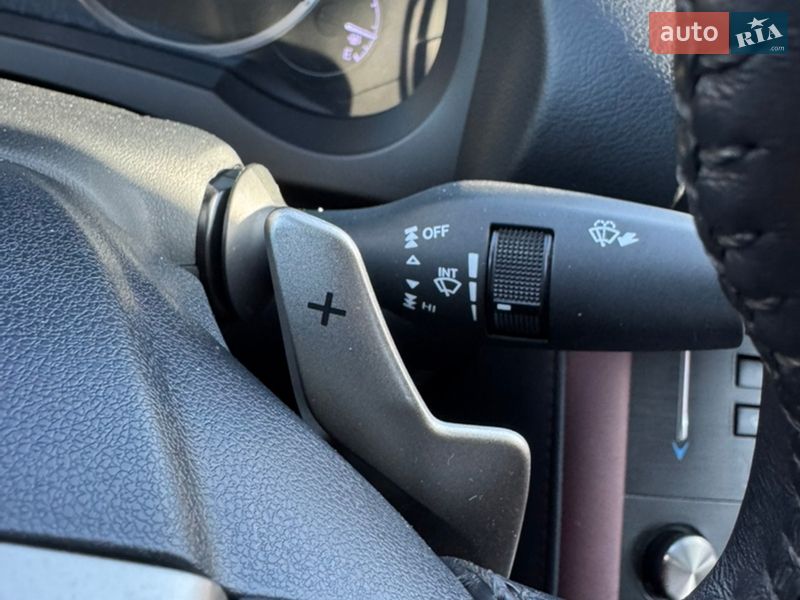 Седан Lexus IS 2016 в Киеве фото 17 Седан Lexus IS 2016 в Киеве