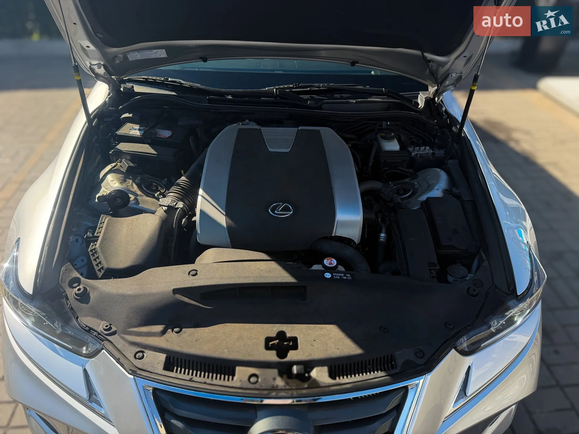 2019 Lexus IS - мініатюра 18
