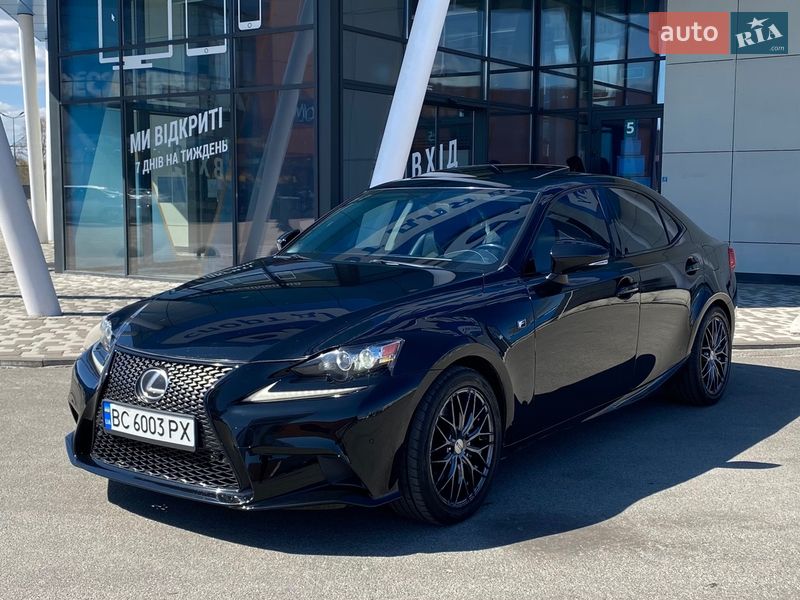 Седан Lexus IS 2016 в Києві