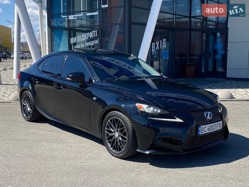 Седан Lexus IS 2016 в Києві