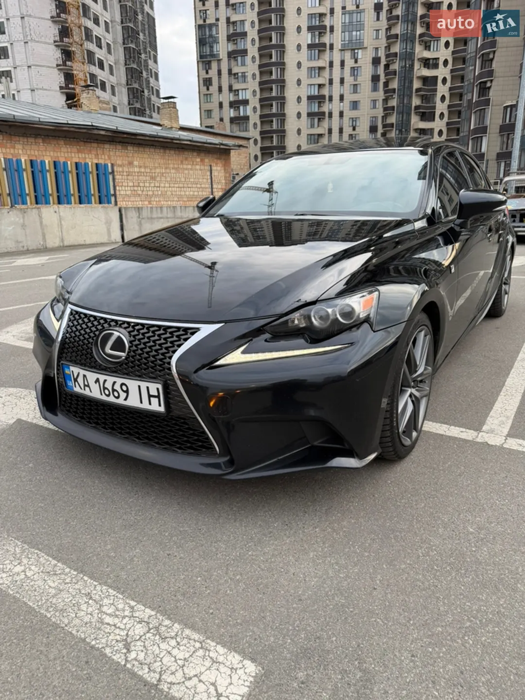 2016 Lexus IS - мініатюра 2