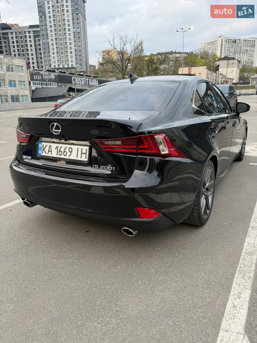 2016 Lexus IS - мініатюра 4