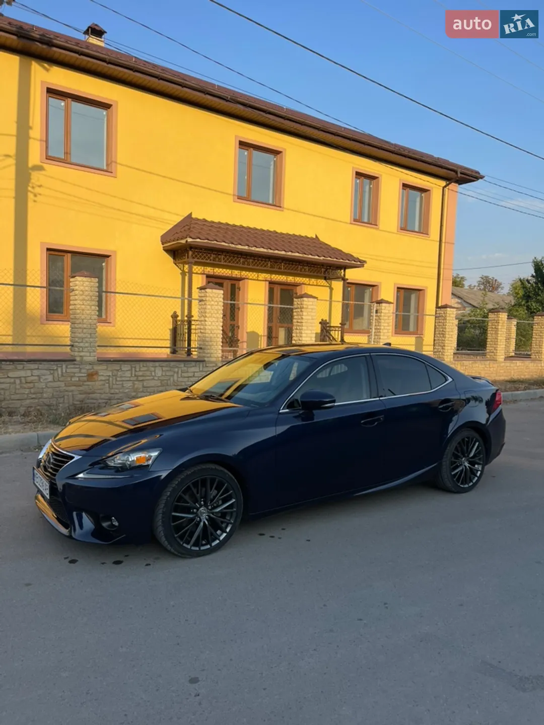 2014 Lexus IS - мініатюра 5