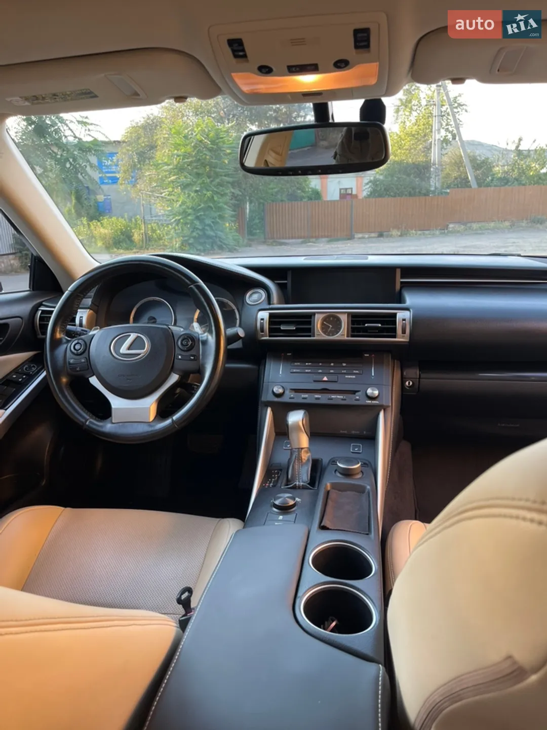 2014 Lexus IS - мініатюра 15