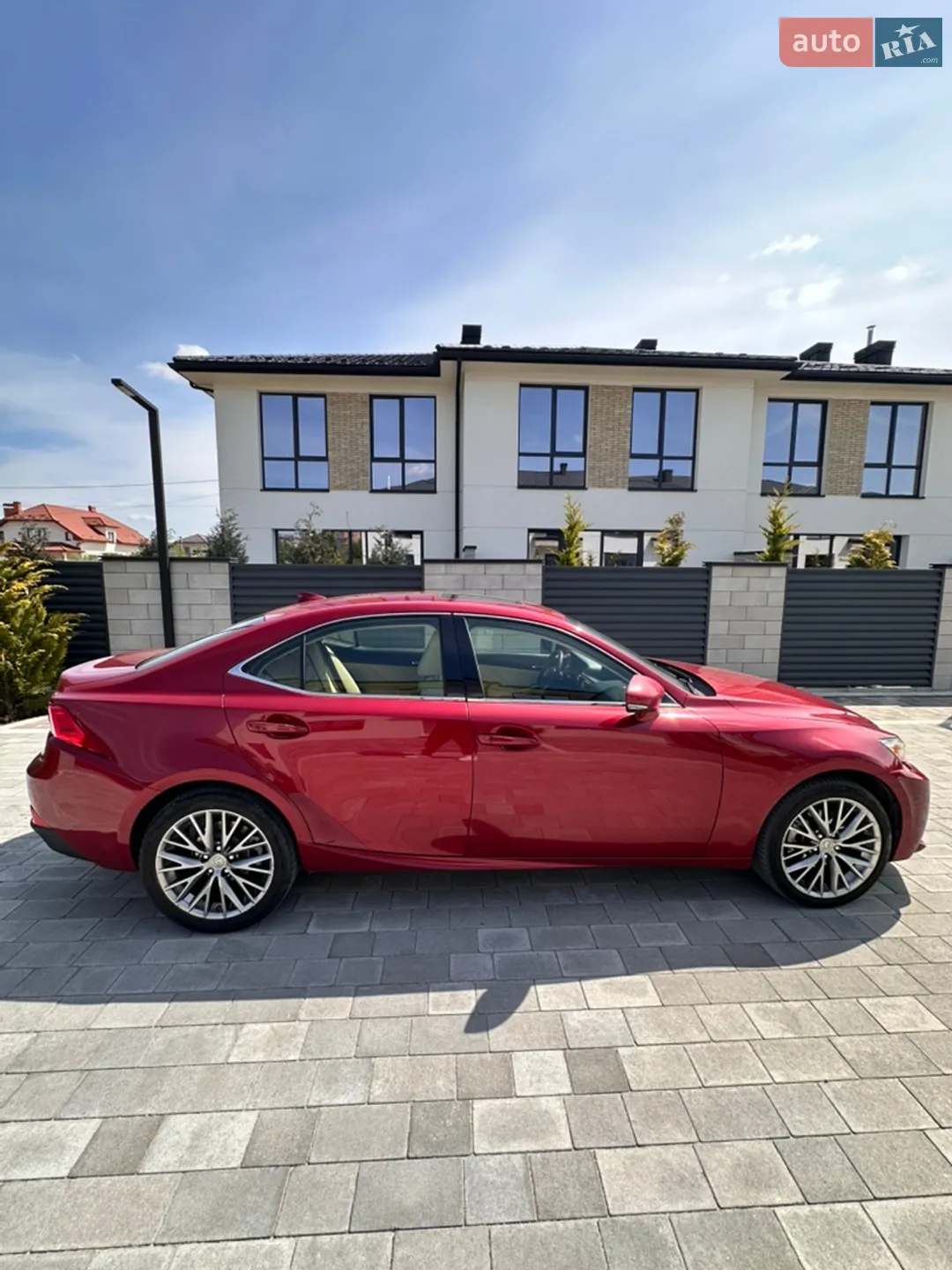 2013 Lexus IS - мініатюра 9