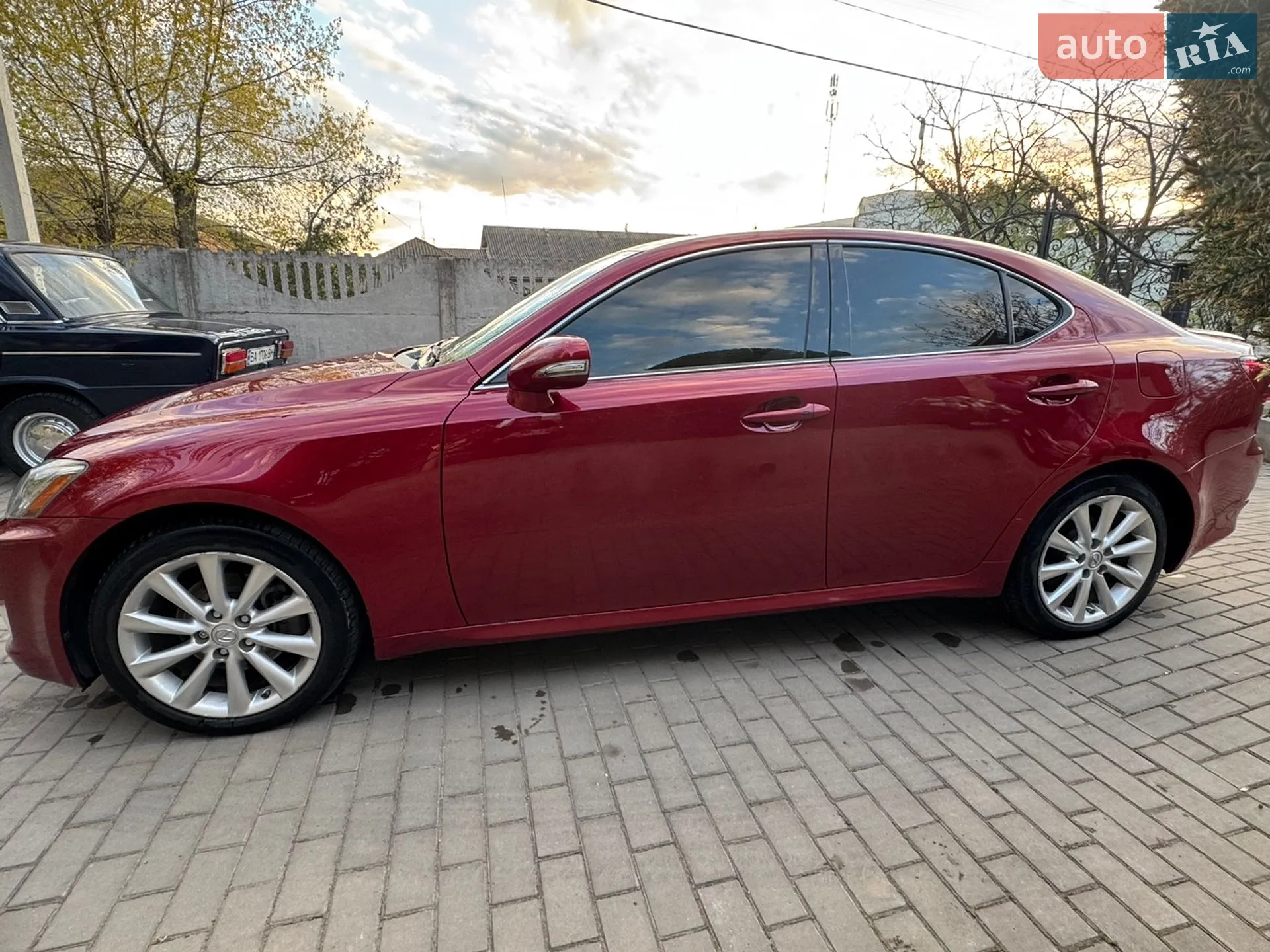 2010 Lexus IS - мініатюра 5