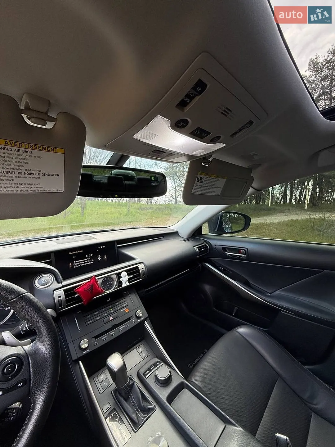 2015 Lexus IS - мініатюра 22