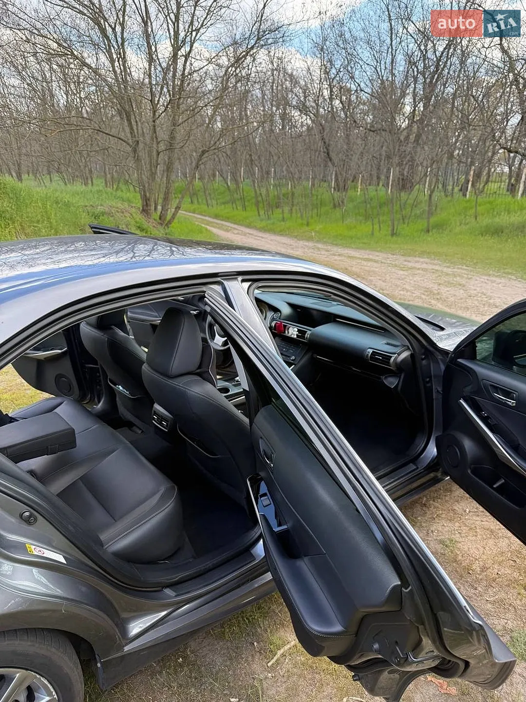 2015 Lexus IS - мініатюра 26
