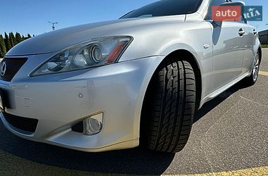 Седан Lexus IS 2008 в Киеве