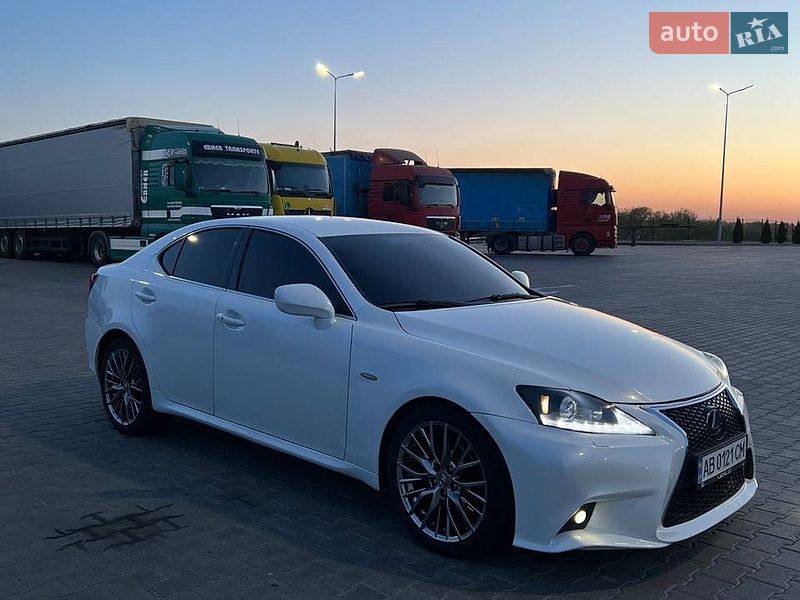 Седан Lexus IS 2007 в Виннице
