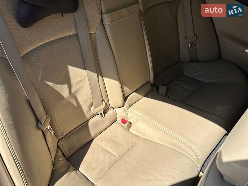 Седан Lexus IS 2007 в Тростянце