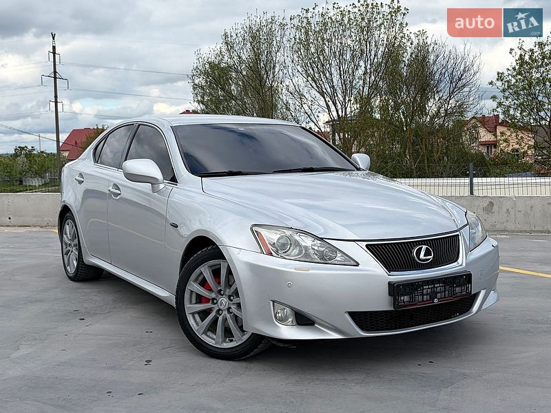 Седан Lexus IS 2005 в Тернополе