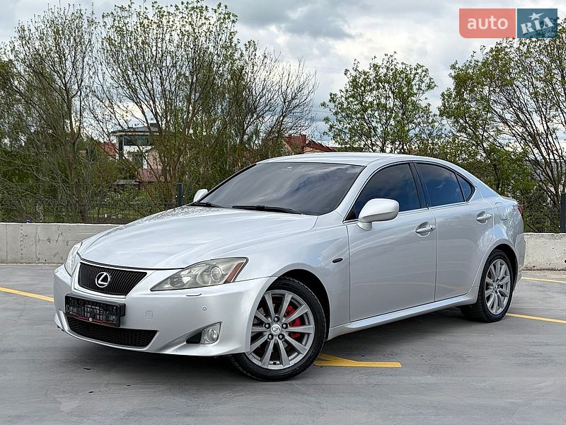 Седан Lexus IS 2005 в Тернополе