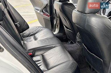 Седан Lexus IS 2005 в Тернополе