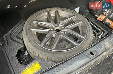 Седан Lexus IS 2014 в Києві
