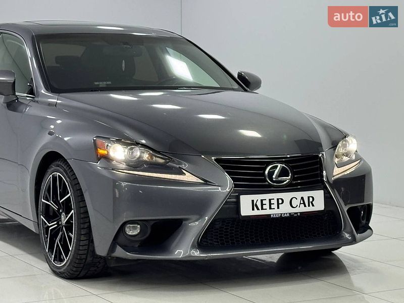 Седан Lexus IS 2015 в Одессе