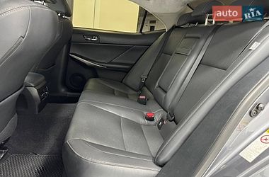 Седан Lexus IS 2015 в Одессе