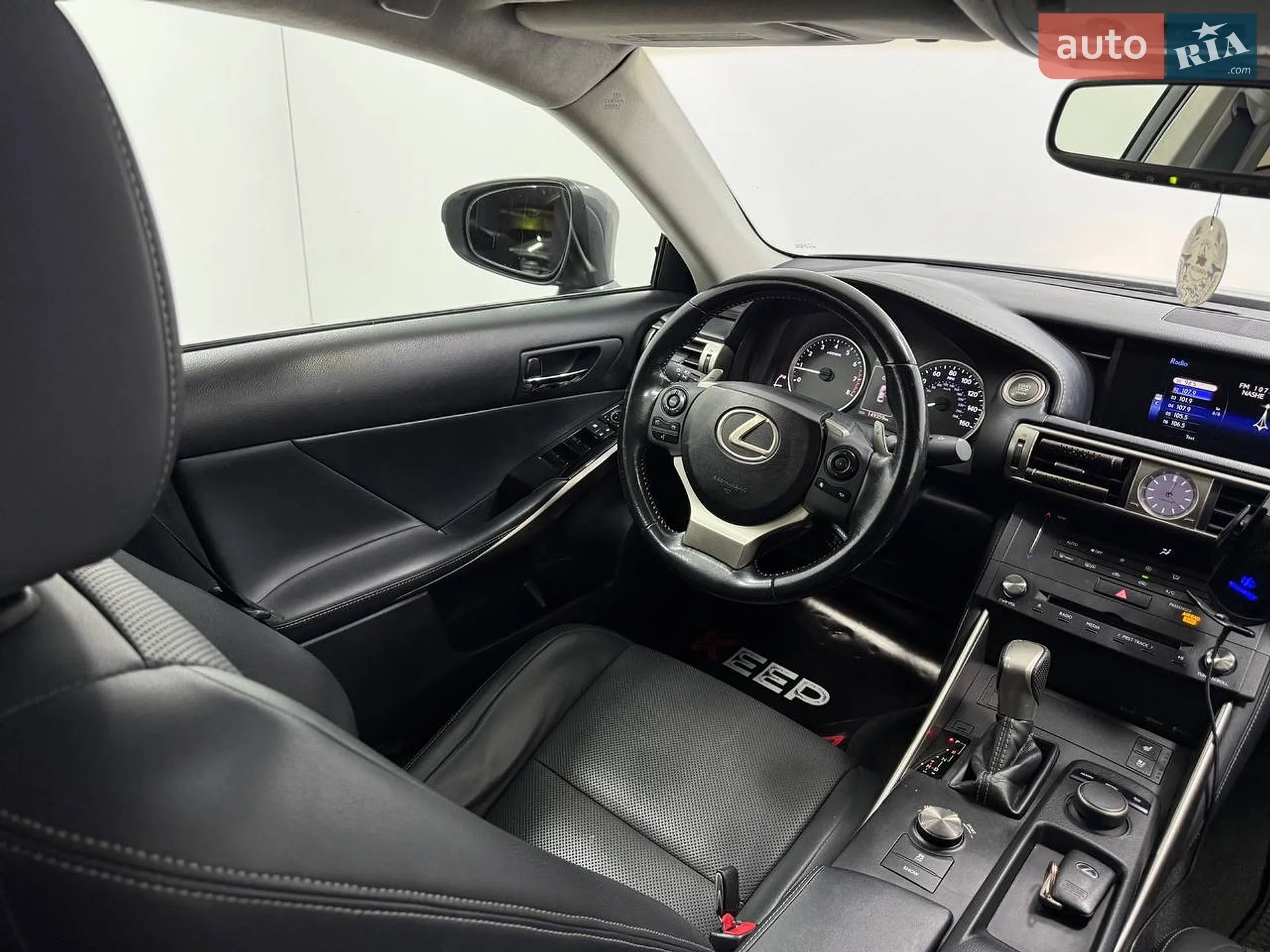 2015 Lexus IS - мініатюра 34