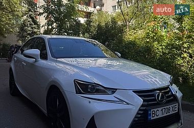 Седан Lexus IS 2014 в Львові