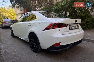 Седан Lexus IS 2014 в Львові