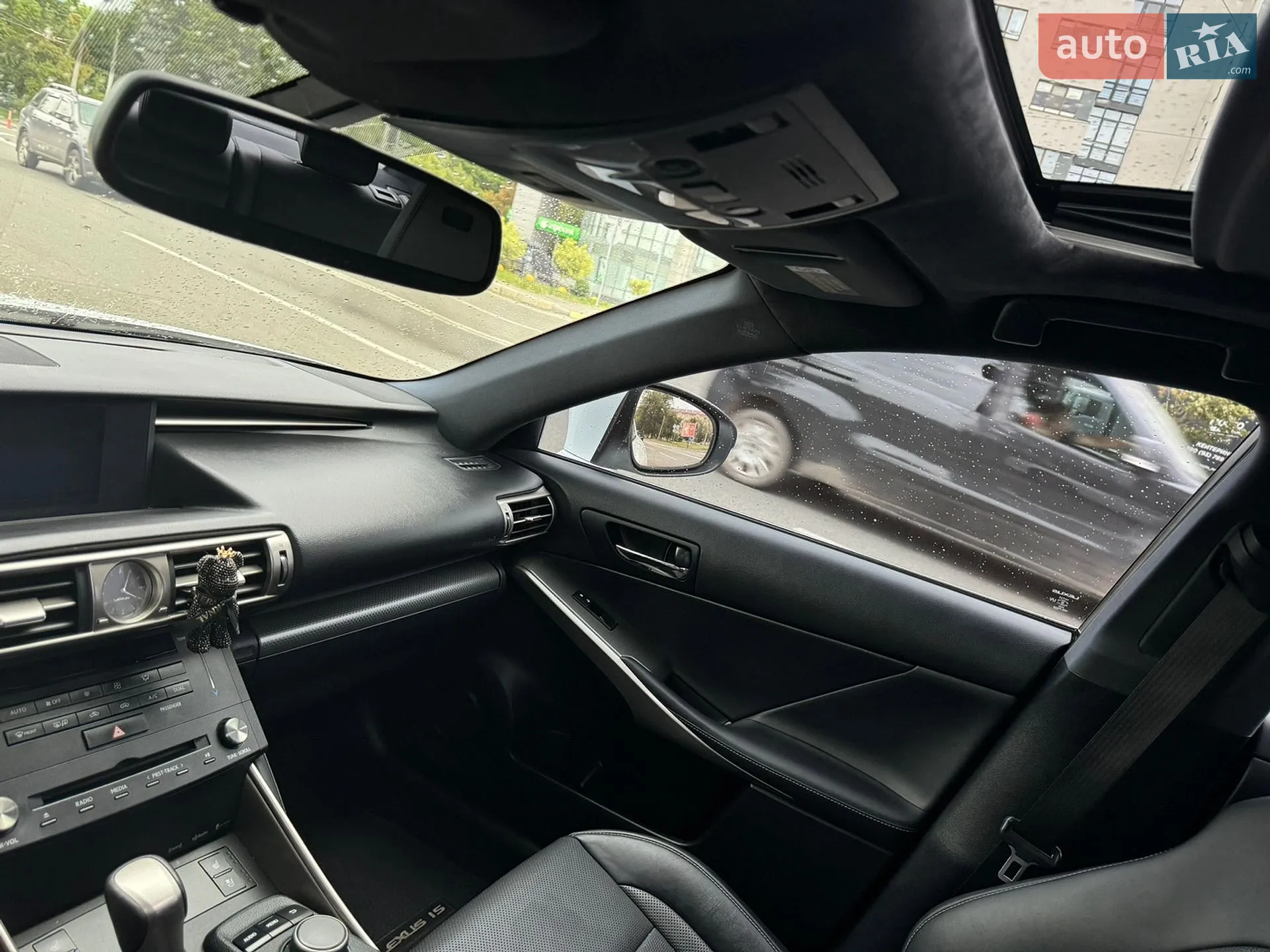 2016 Lexus IS - мініатюра 5
