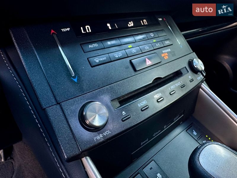 Седан Lexus IS 2014 в Киеве