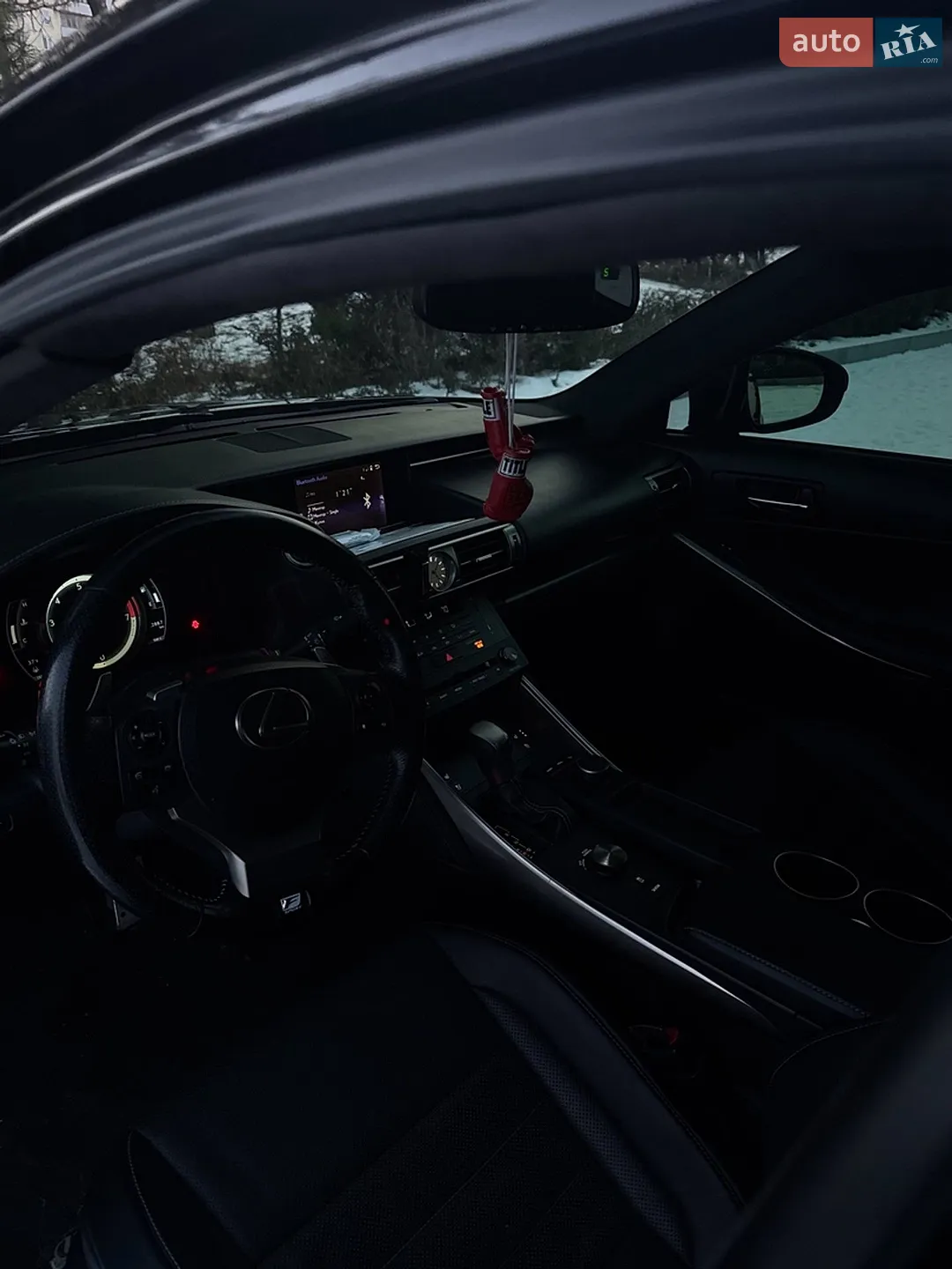 2016 Lexus IS - мініатюра 6