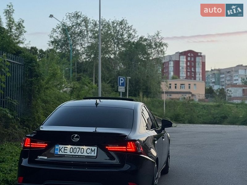 Седан Lexus IS 2016 в Днепре